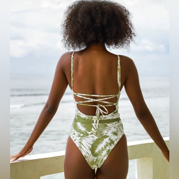 NEW! Kenny Flowers Watercolors THE BALI Underwire One Piece SZ XS, S,  L - Picture 2 of 8